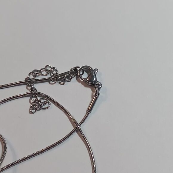 Plate necklace - Picture 5 of 5